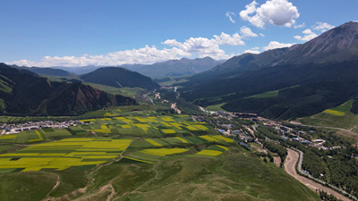 【&ldquo;飛閱&rdquo;中國】在盛夏，邂逅多彩卓爾山